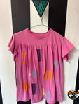 Roze jurk grafisch (mt 104-110)