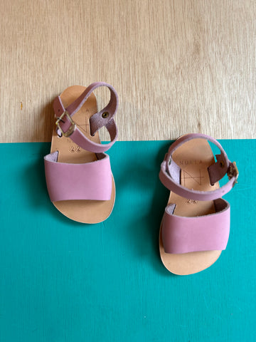 Roze sandalen
