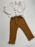 Cognac broekje met wit vest - mt 98-104
