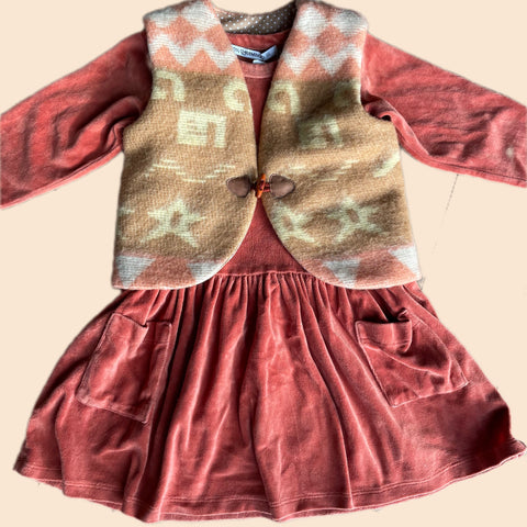 Handgemaakte gilet met jurk - mt 98-104